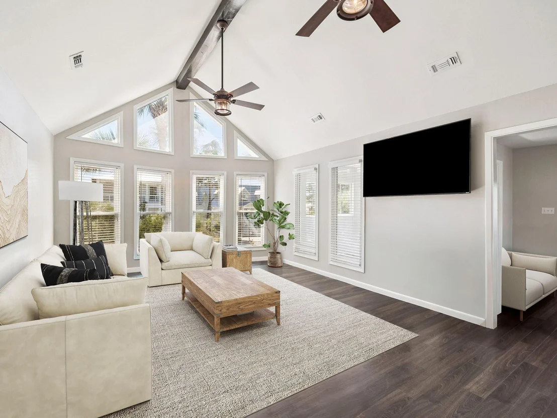 Photo of 165 Maple Street
