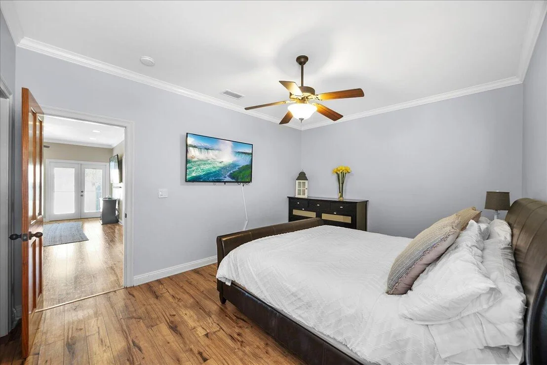 Photo of 210 W. Grand Key