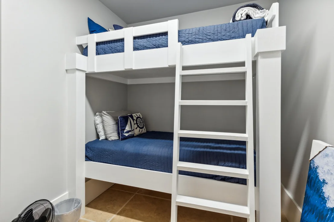 Photo of 4300 Breakwater Drive
