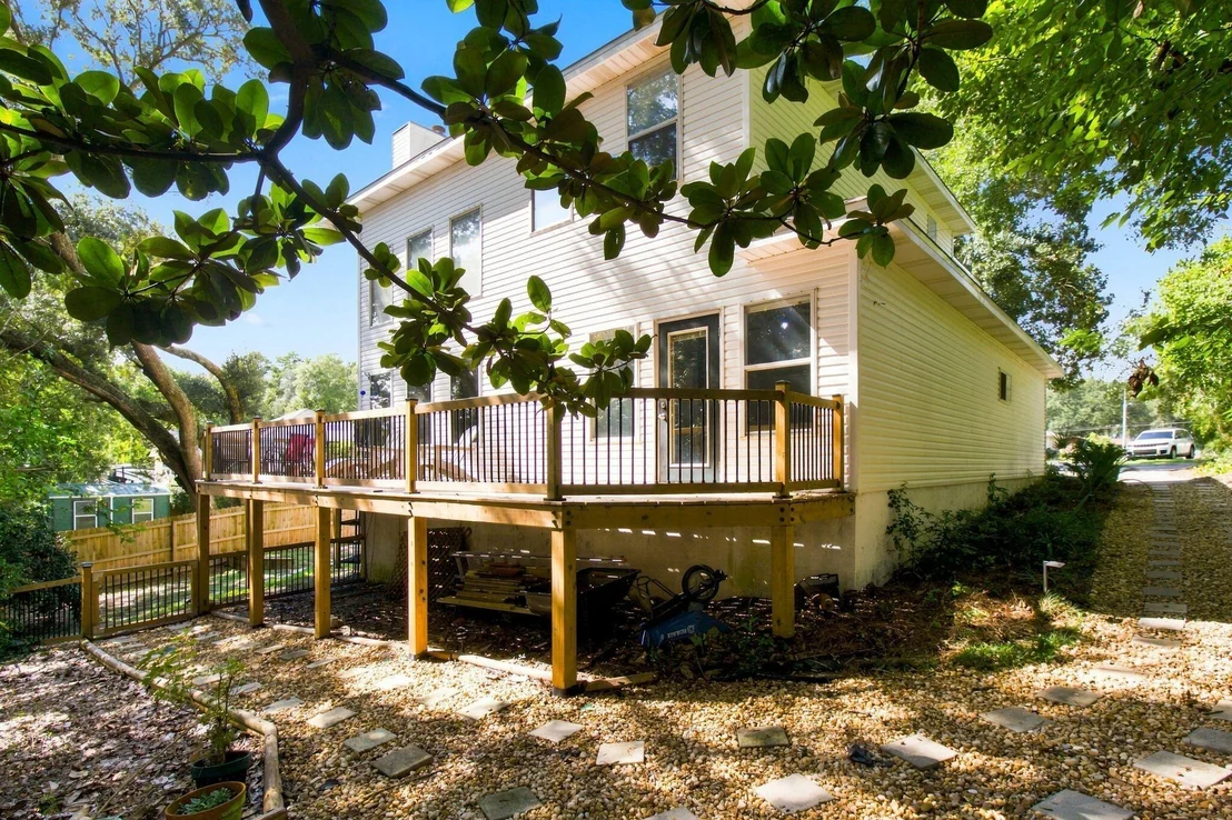 Photo of 402 Tiger Pointe Drive