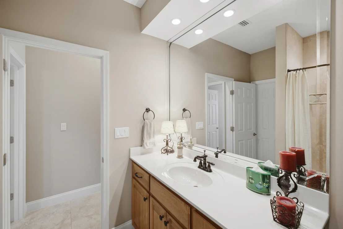 Photo of 412 Ruckel Drive