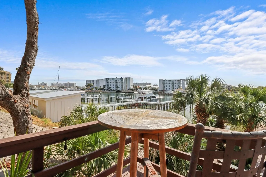Photo of 708 Harbor Boulevard