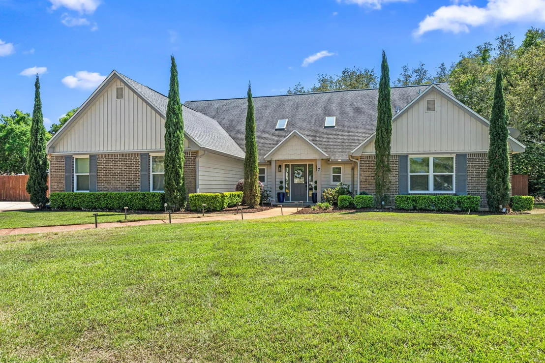 Photo of 7 Tomahawk Court