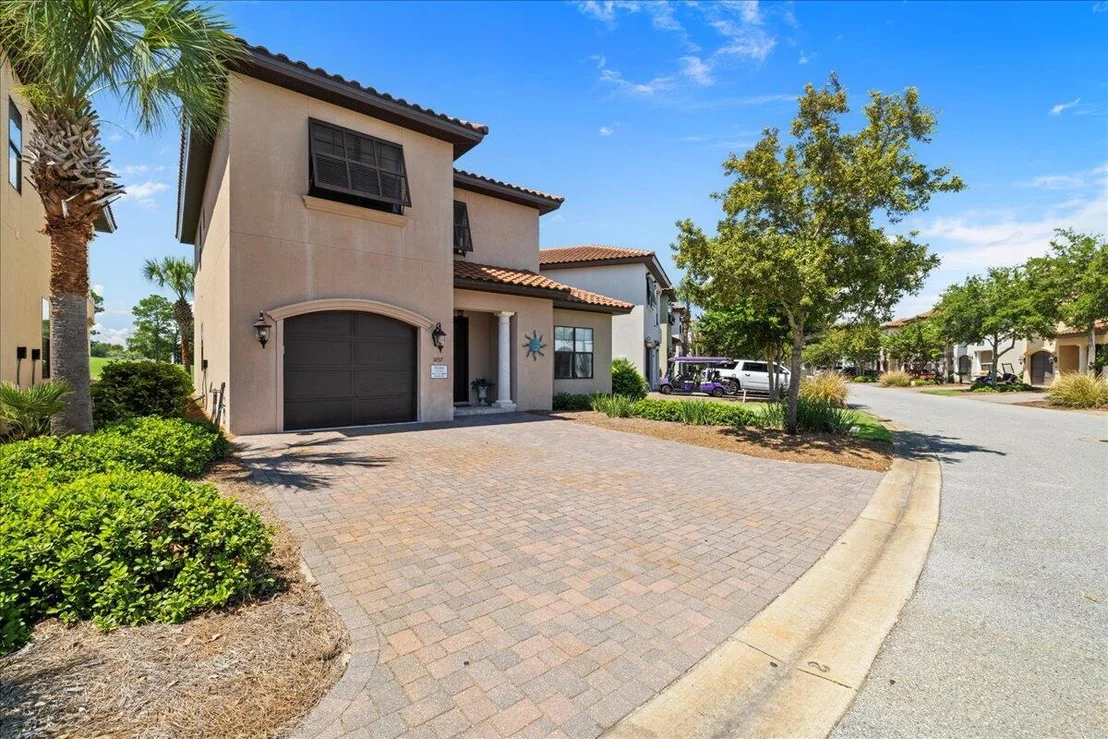 Photo of 1857 Boardwalk Drive