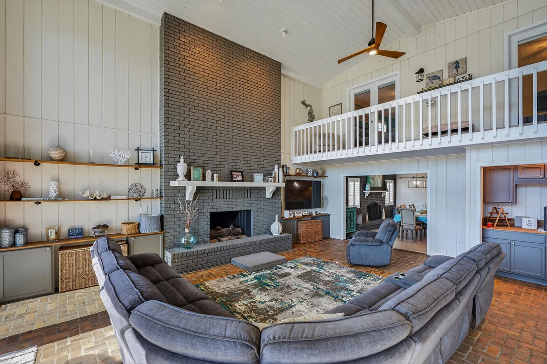 Photo of 228 Lafitte Crescent