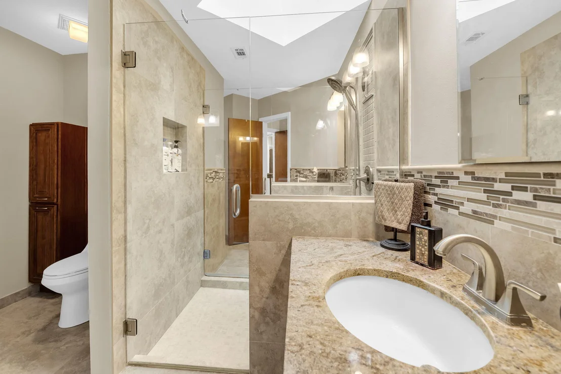 Photo of 204 Regatta Drive