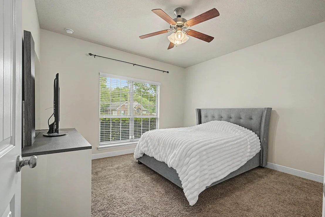 Photo of 9177 Iron Gate Boulevard