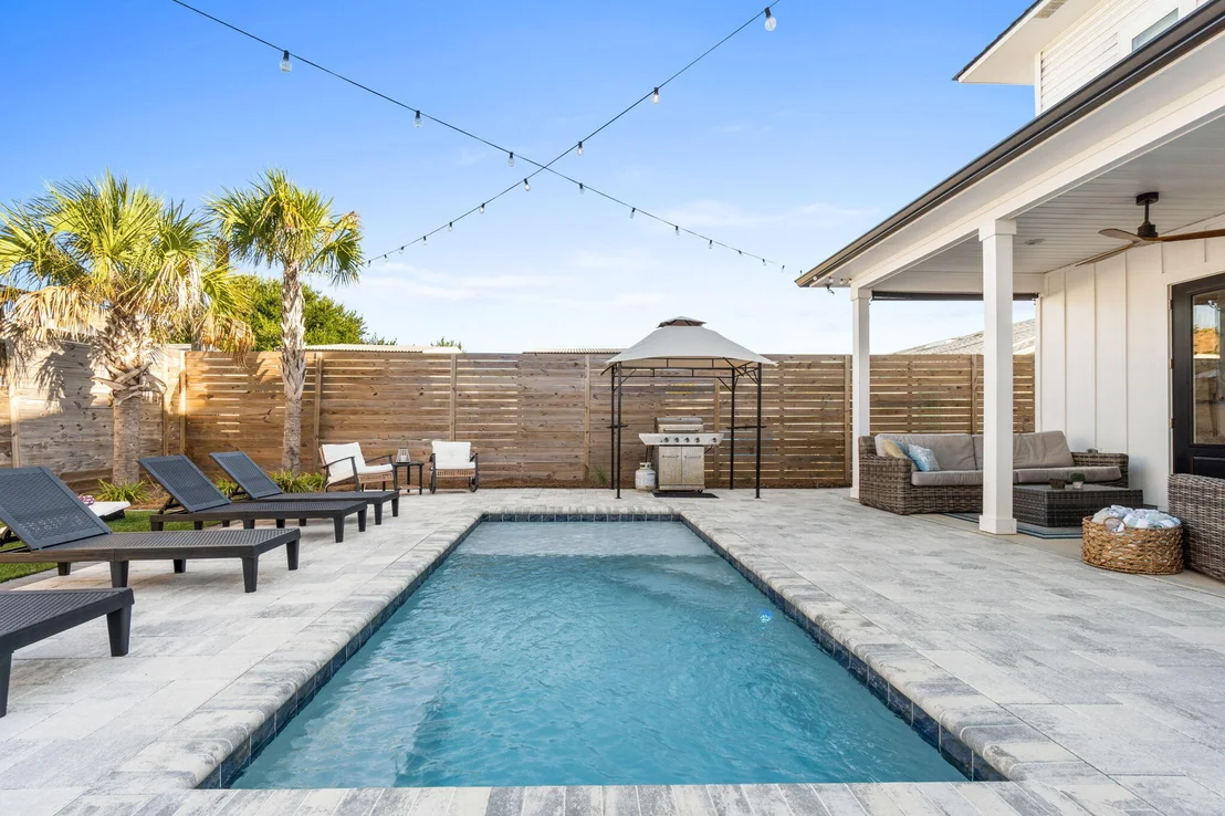 Photo of 7028 Thomas Drive