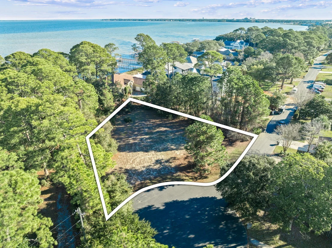 Photo of 389 Hideaway Bay Drive