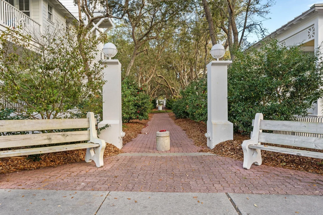 Photo of 323 Beachside Drive