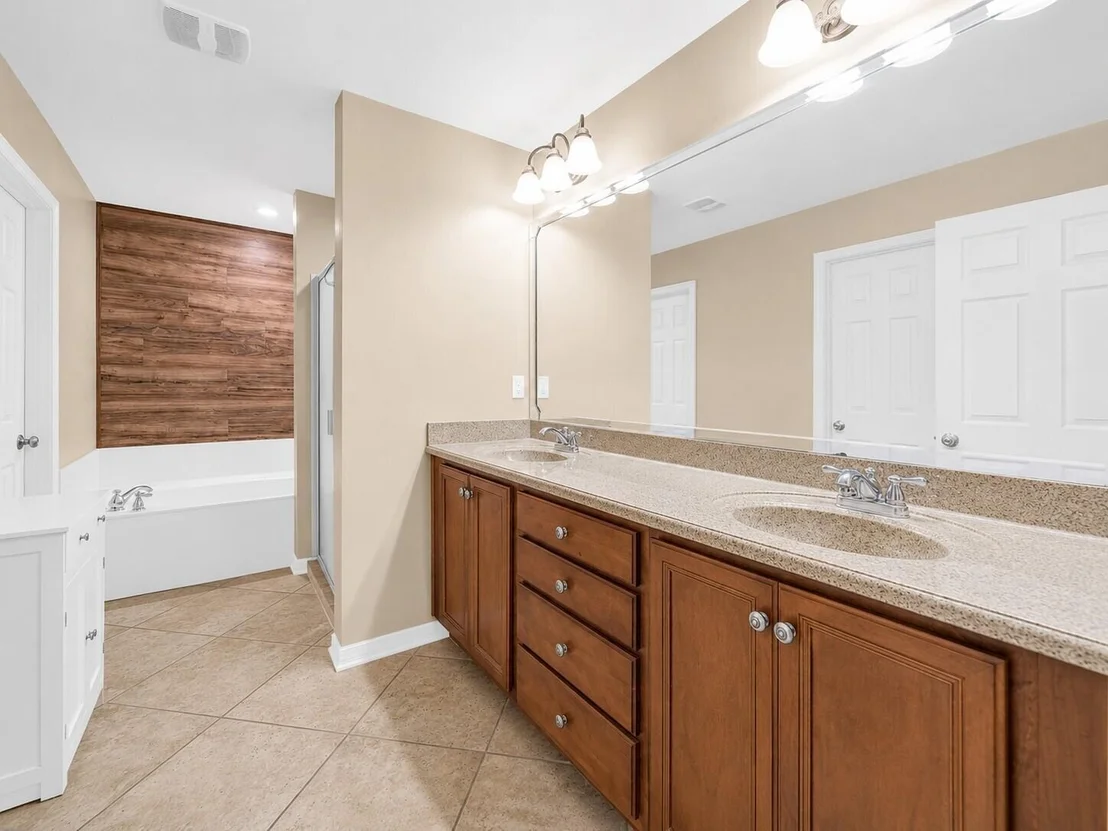 Photo of 328 Chippewa Drive