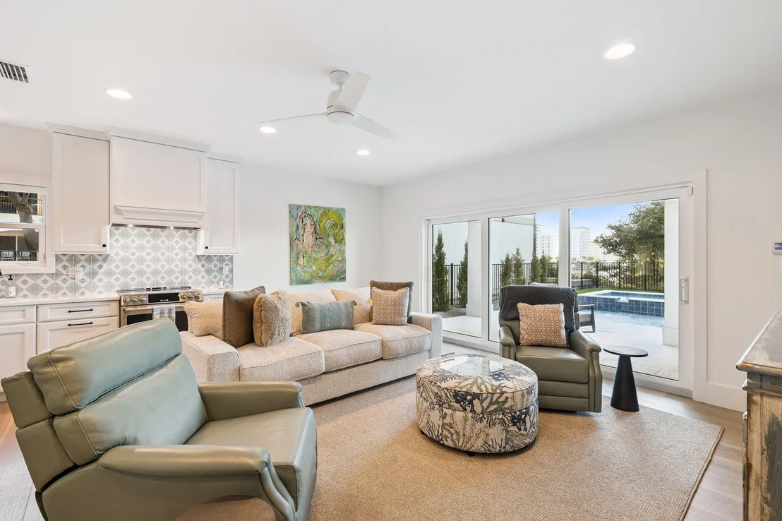 Photo of 754 Harbor Boulevard