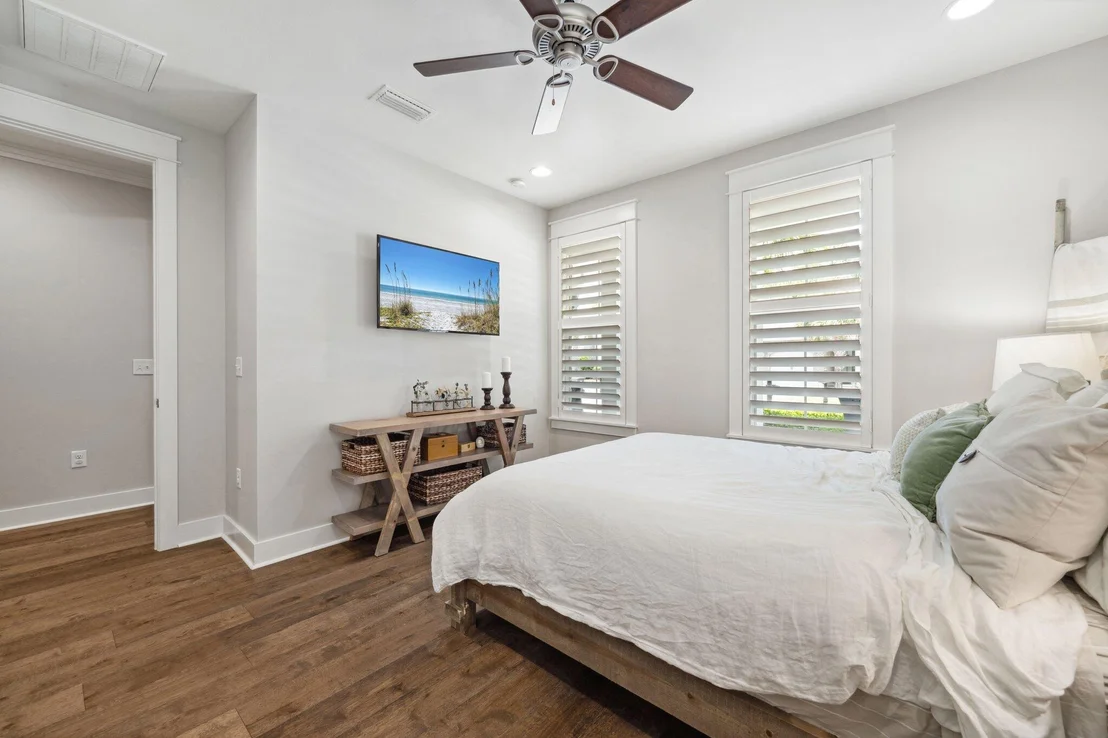 Photo of 327 Cobalt Lane