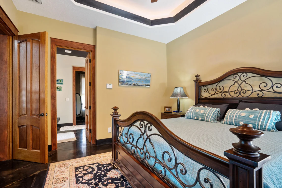 Photo of 100 Vista Bluffs