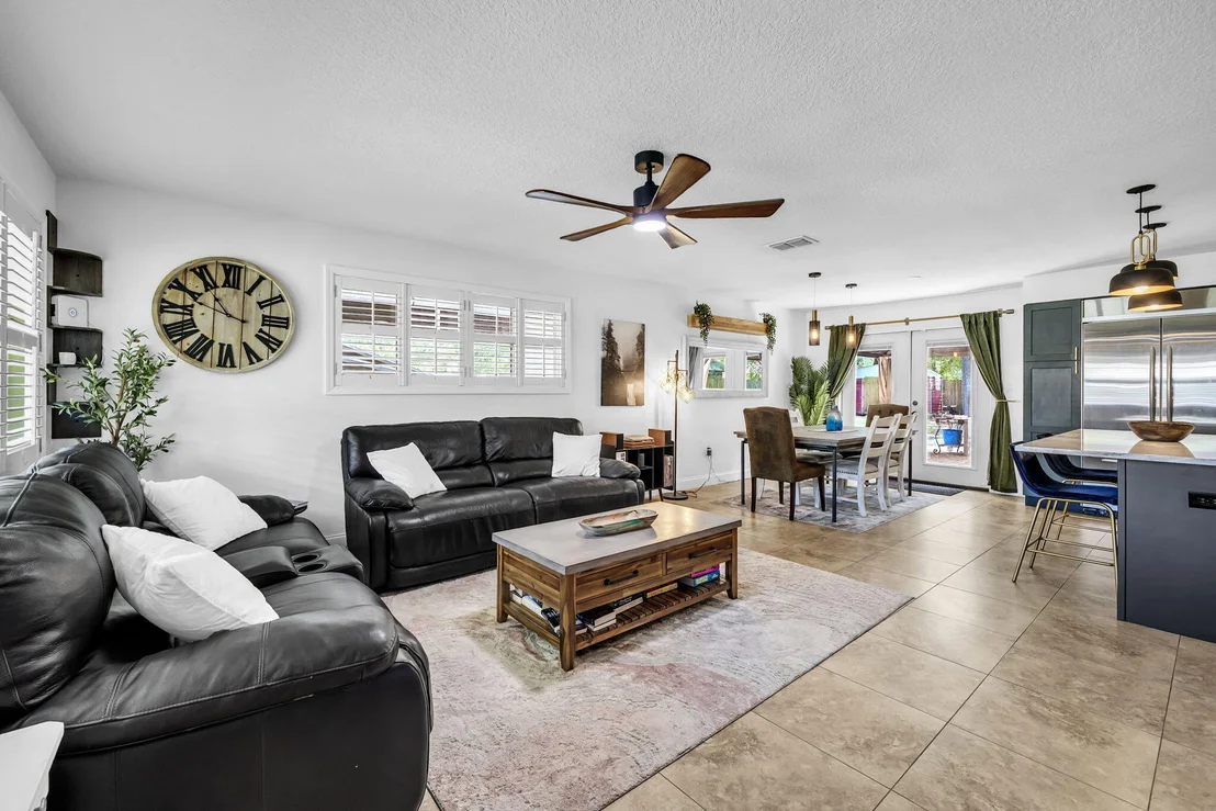 Photo of 59 NE Oregon Drive