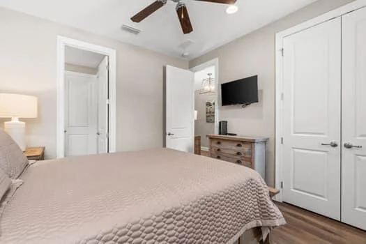 Photo of 48 Barefoot Cove