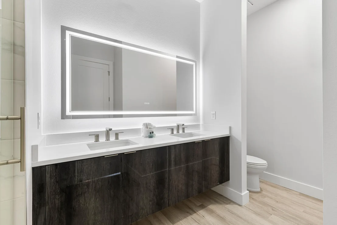 Photo of 39 Charlotte Avenue