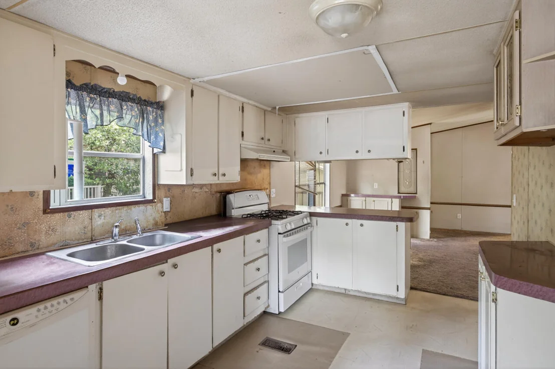Photo of 1037 Everglade Drive