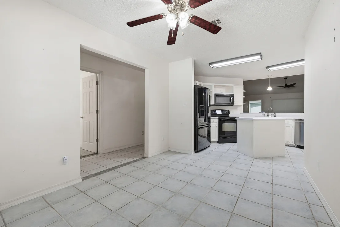 Photo of 2017 Candlewood Drive