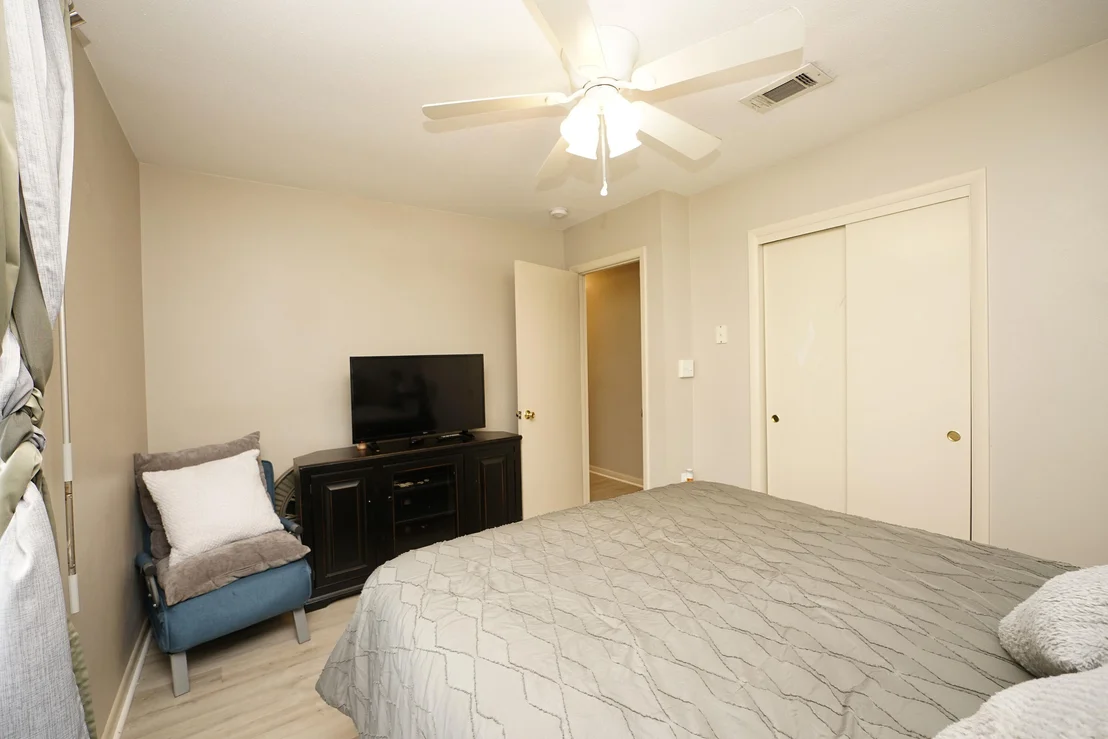 Photo of 127 Pryor Drive