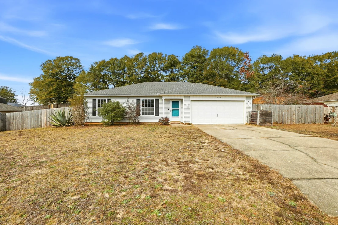 Photo of 209 Cabana Way