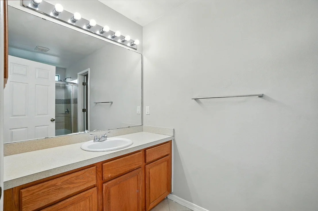 Photo of 131 Nivana Drive