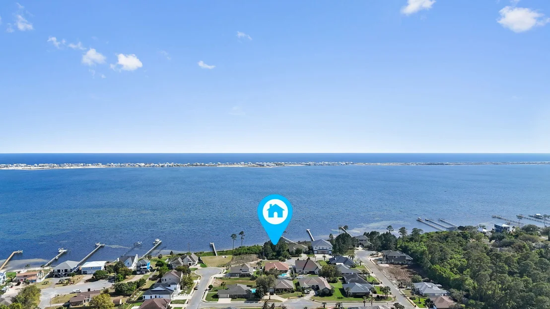 Photo of 7475 Soundshore Drive