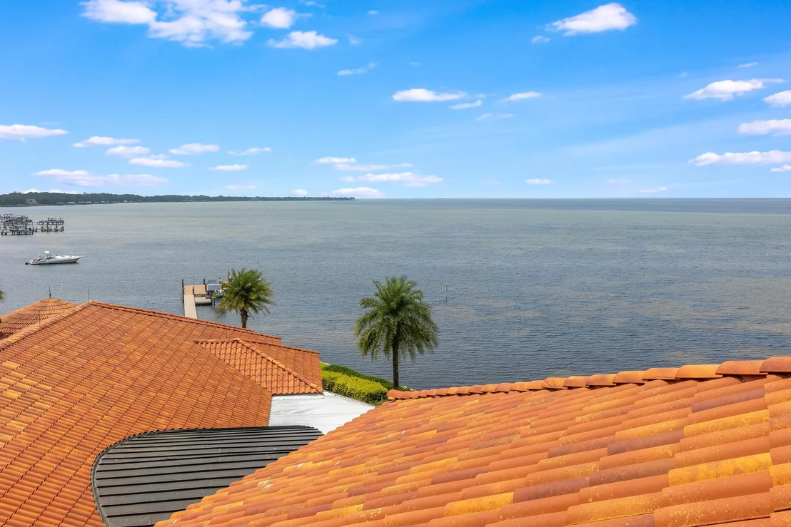 Photo of 4300 Breakwater Drive