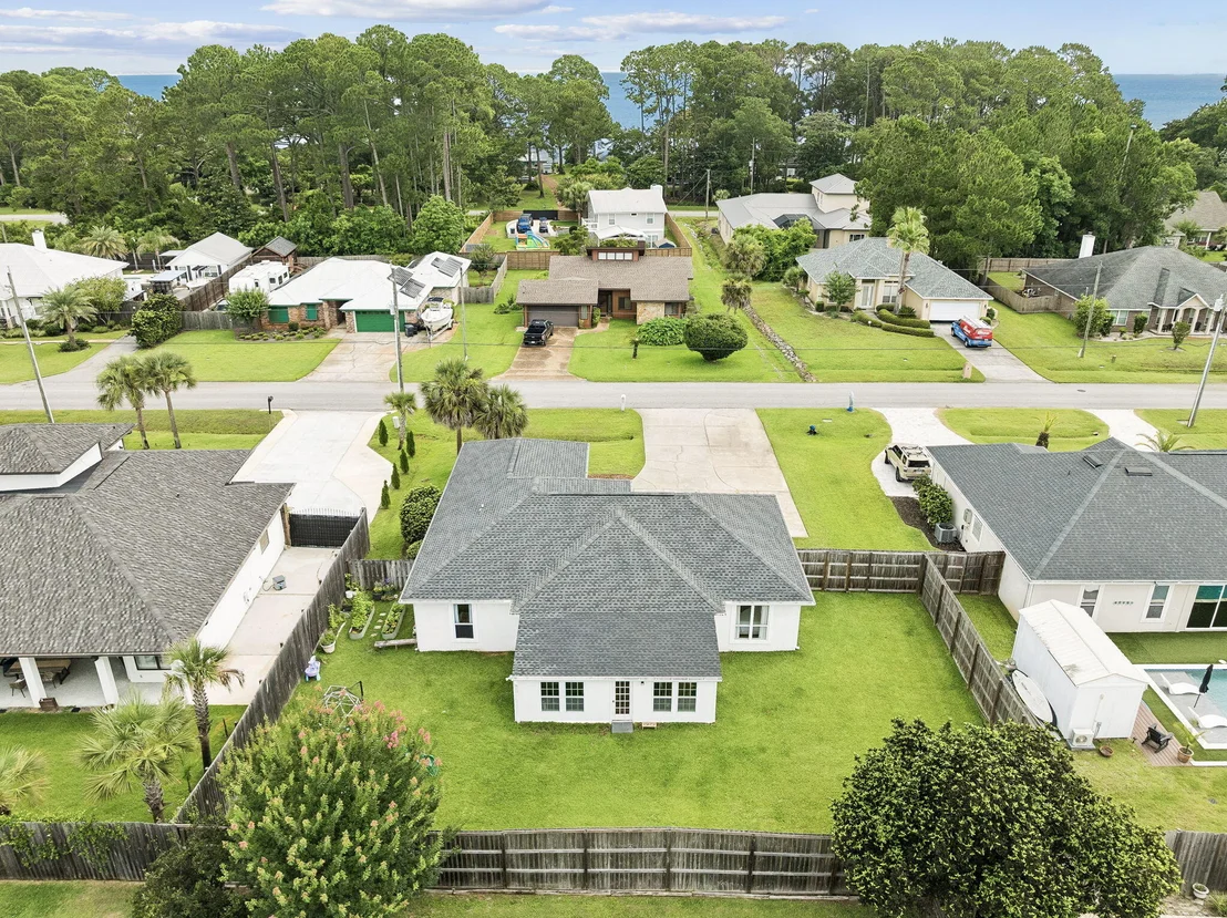 Photo of 1025 Forest Shore Drive