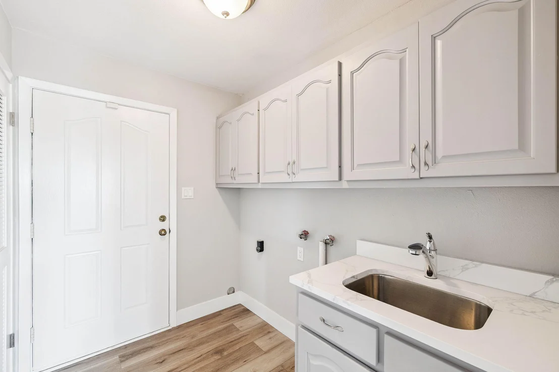 Photo of 2208 Bay Grove Road