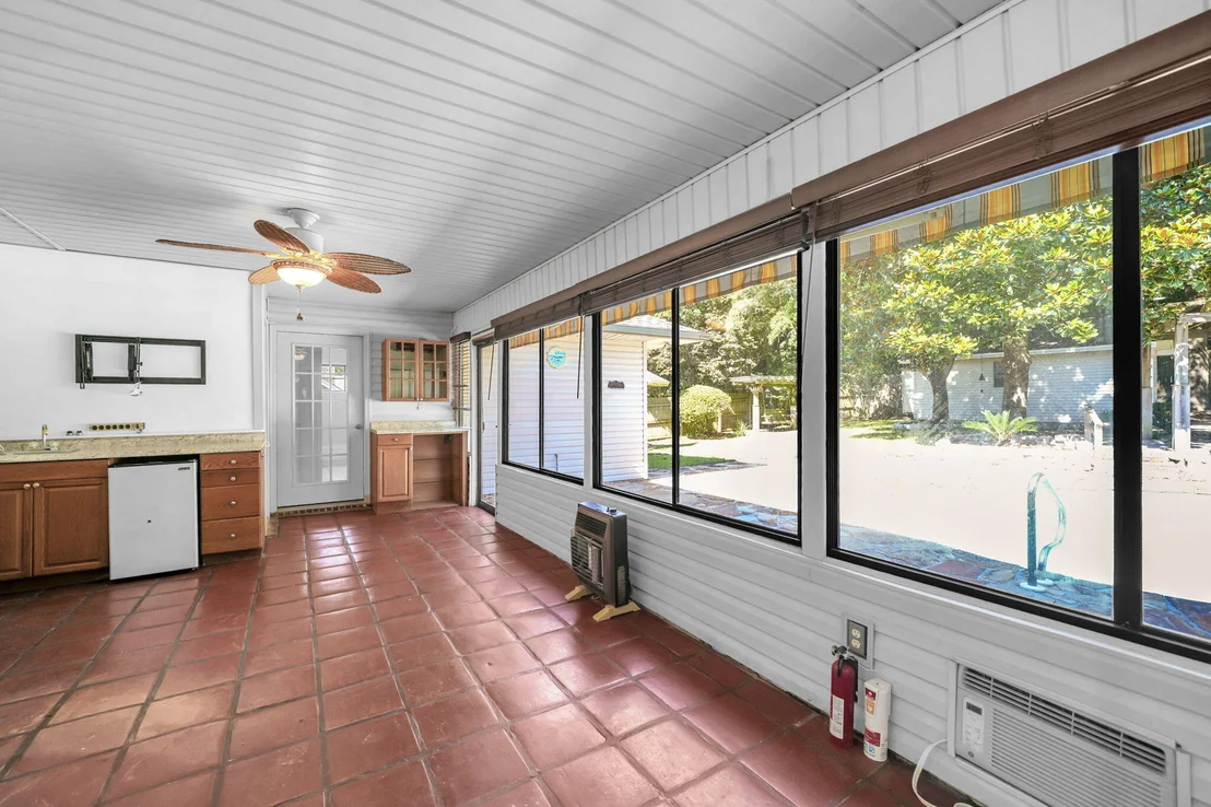 Photo of 2319 Canal Drive