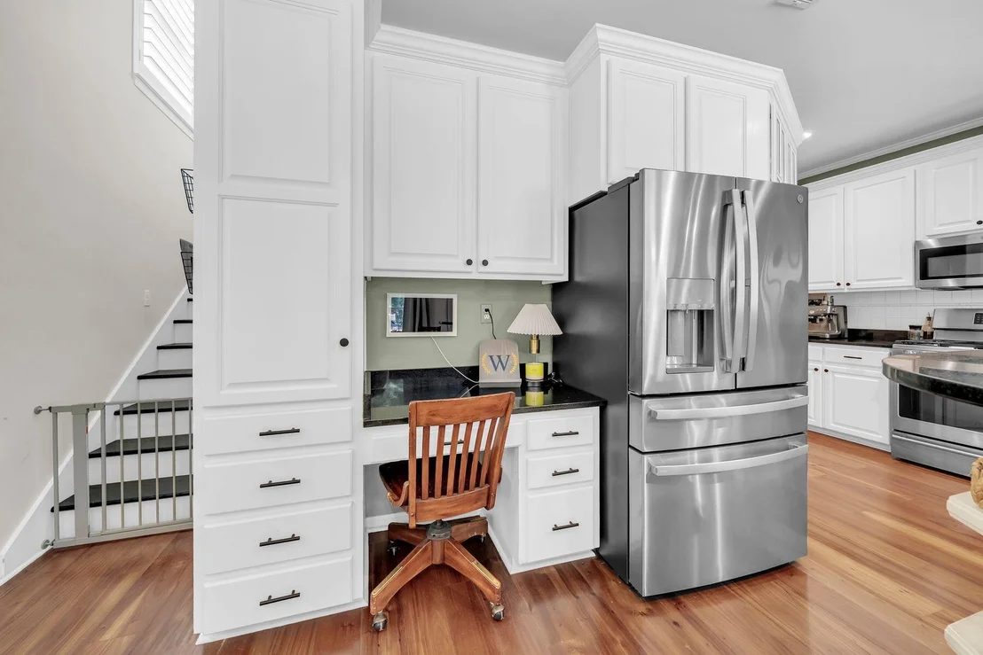 Photo of 4423 Windlake Drive
