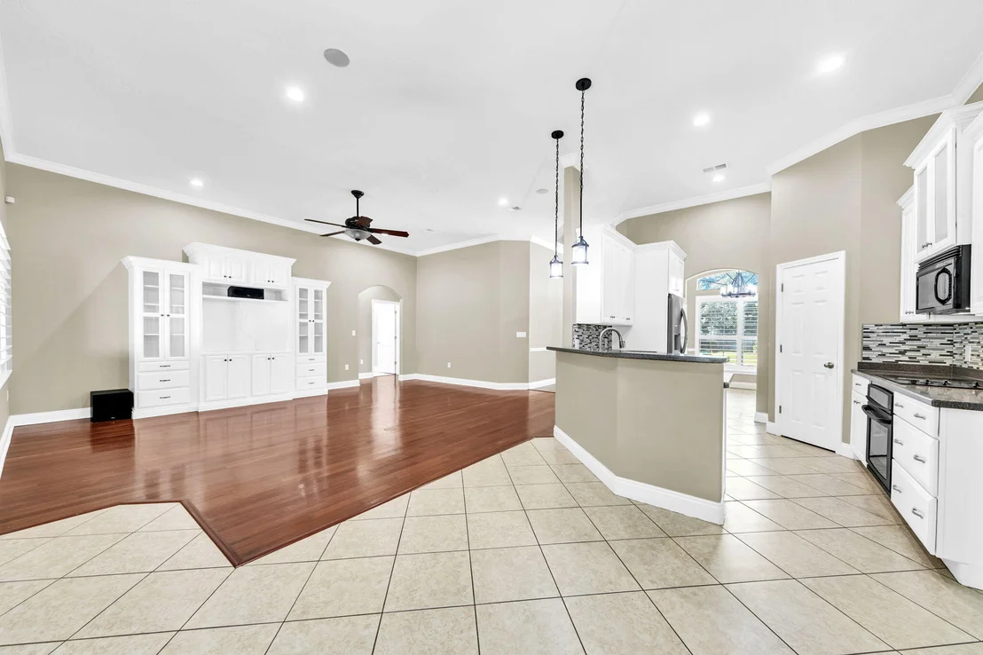 Photo of 2623 Brodie Lane