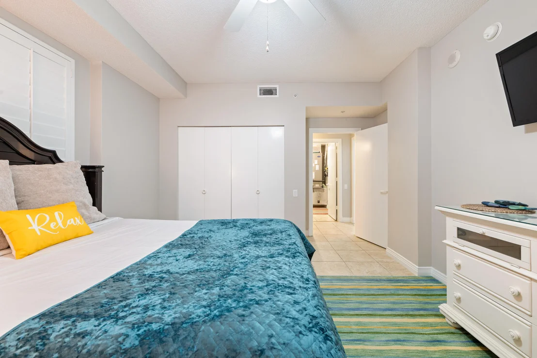 Photo of Unit PH2E at 8501 Gulf Boulevard