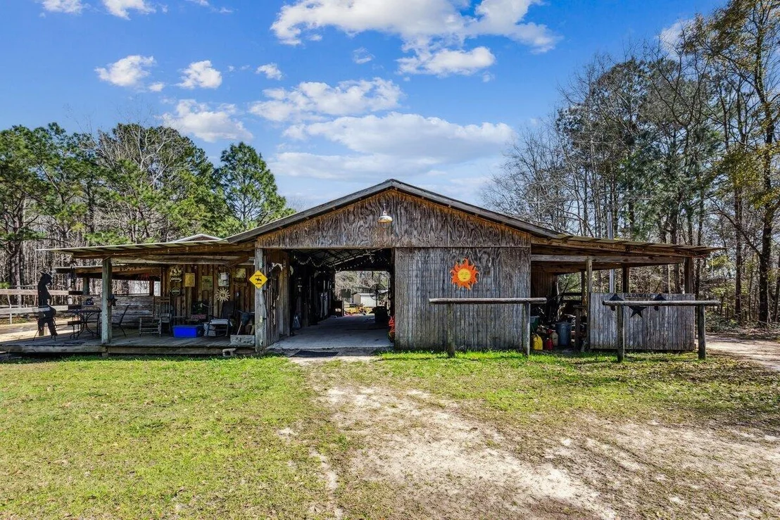 Photo of 1471 Hwy C 180