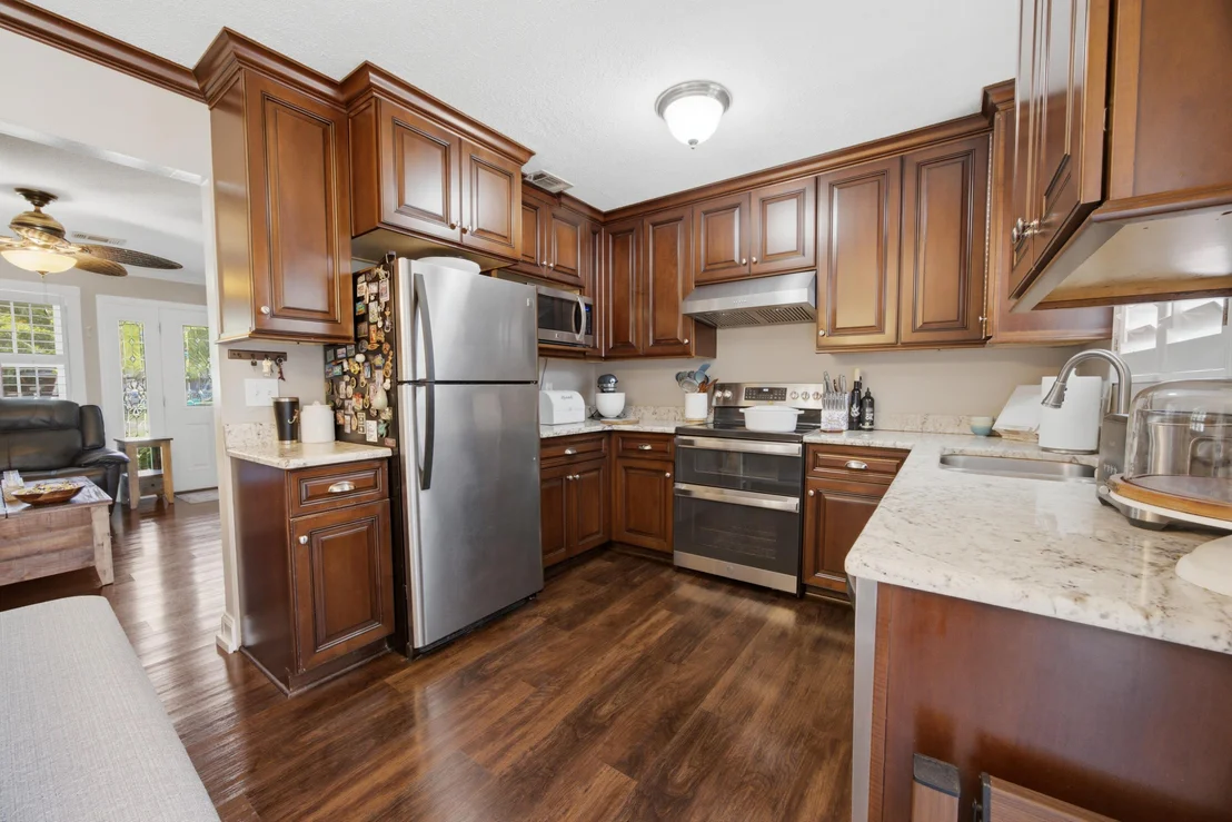 Photo of 325 Echo Circle