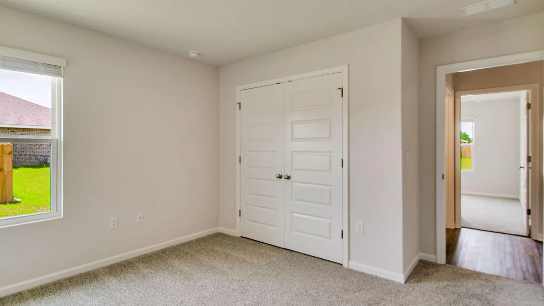 Photo of 5737 Dearing Street