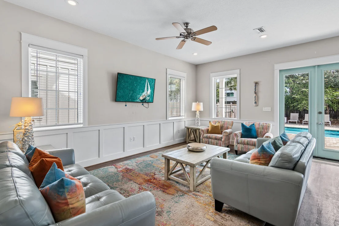 Photo of 240 Driftwood Road