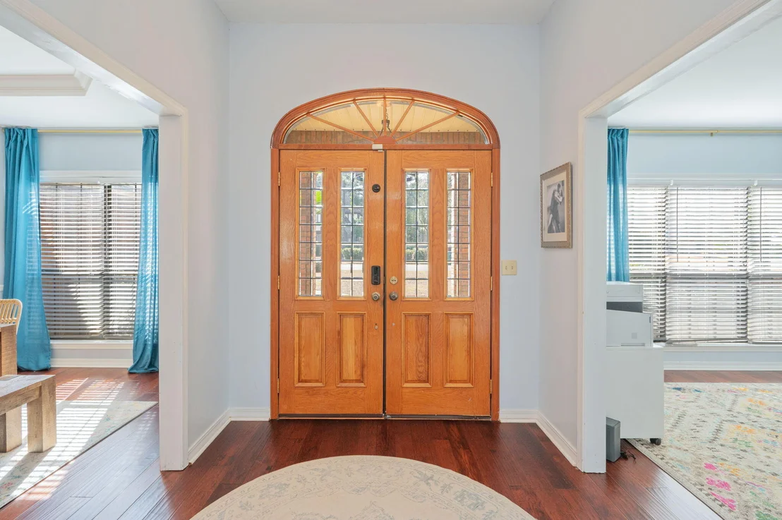 Photo of 1395 Windward Lane