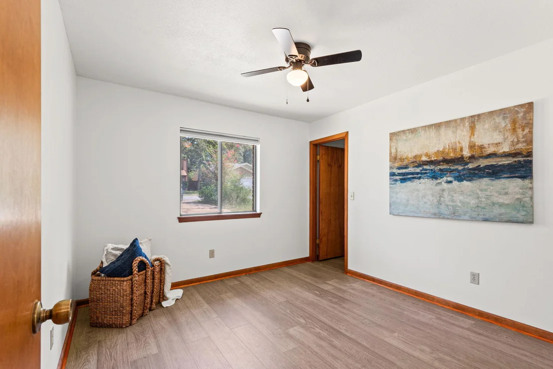 Photo of 115 Cedar Ridge Way