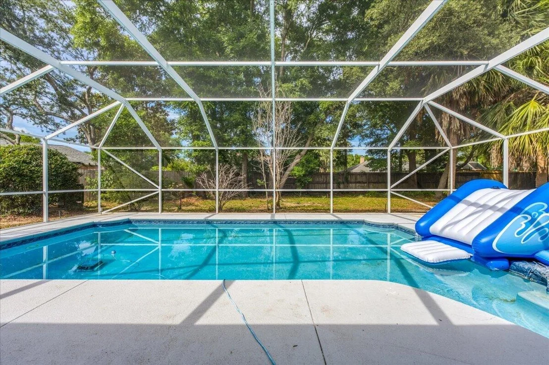 Photo of 4034 Bond Circle