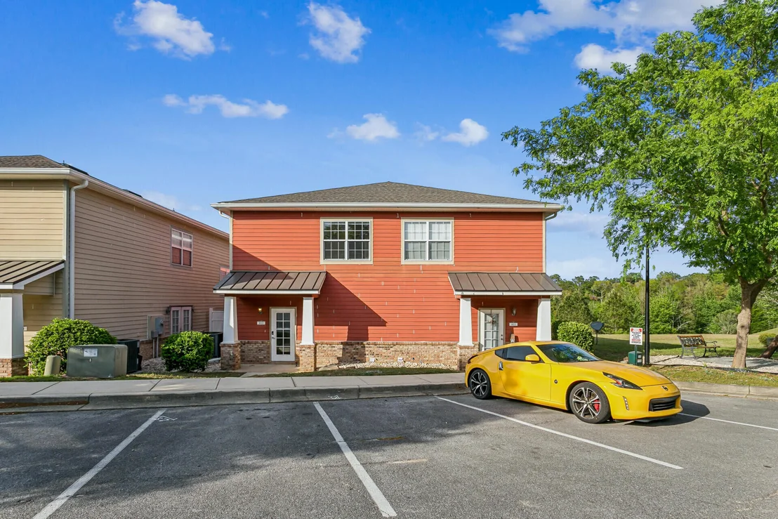 Photo of 813 Arbor Lake Drive