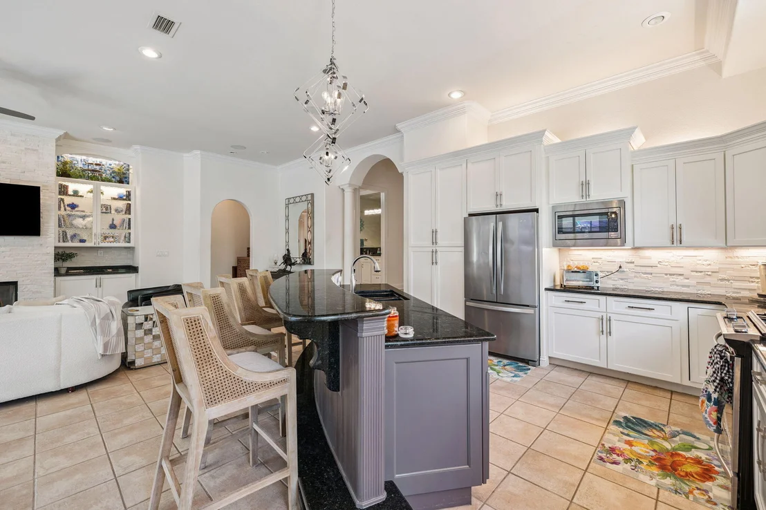 Photo of 4732 Papaya Park