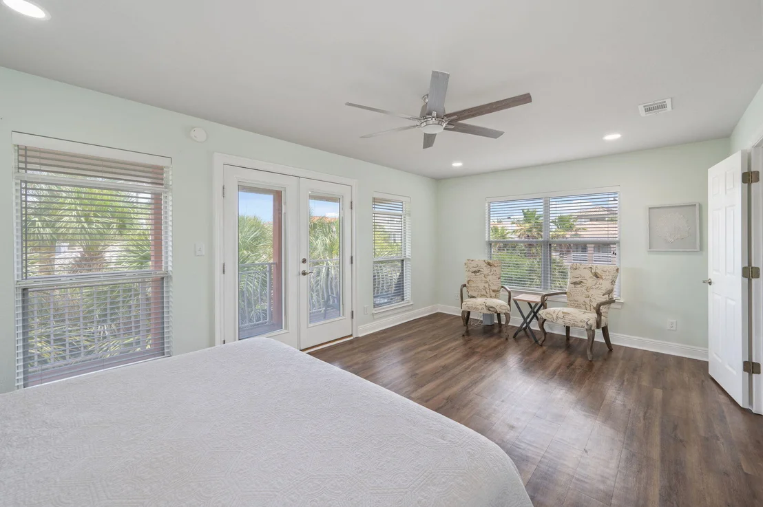 Photo of 110 Terra Cotta Way