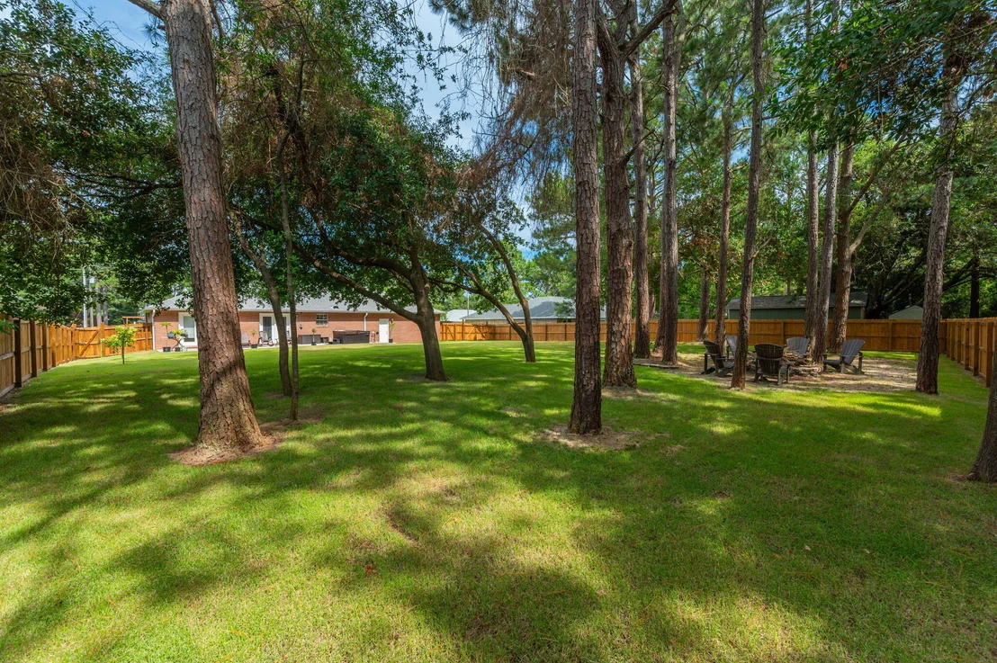 Photo of 1931 Commodore Drive