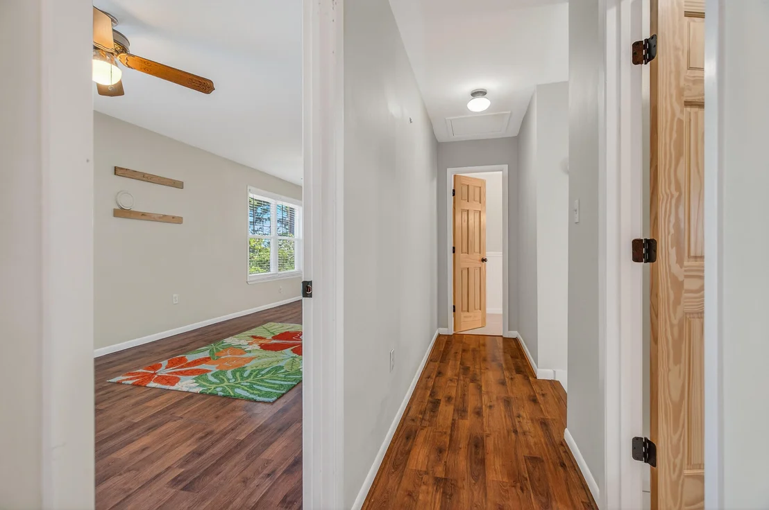 Photo of 186 Bayshore Drive