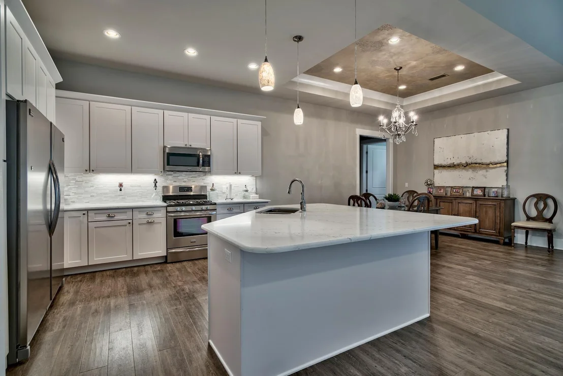 Photo of 989 Forest Shore Drive