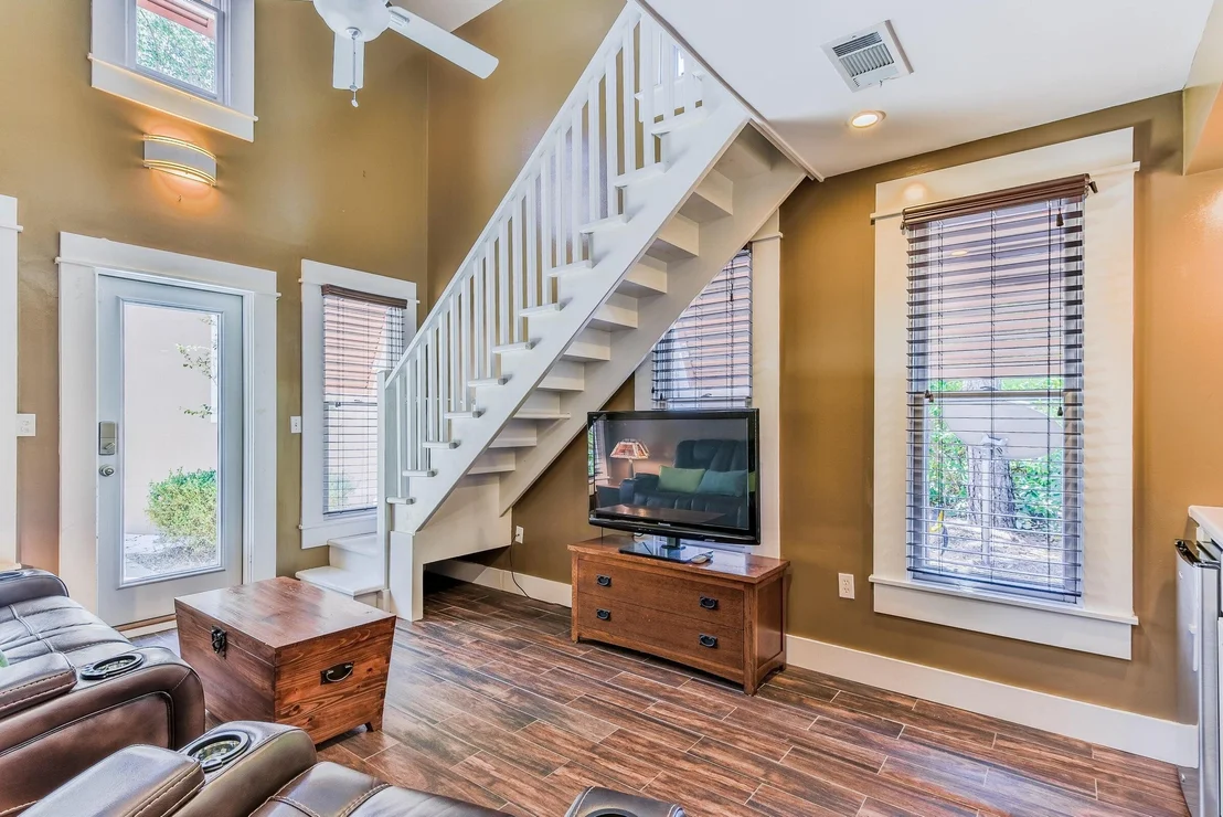 Photo of 100 Rue Martine