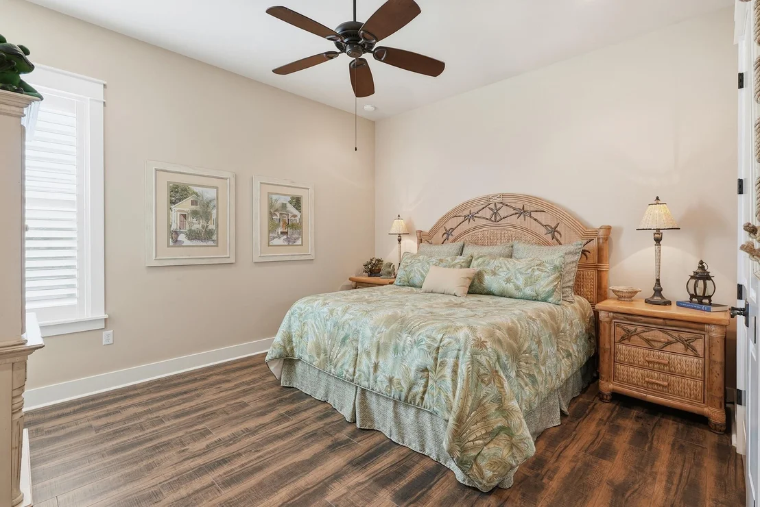 Photo of 295 Medley Street