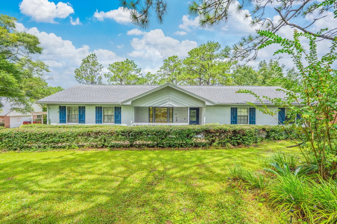 Photo of 5770 Wildwood Road